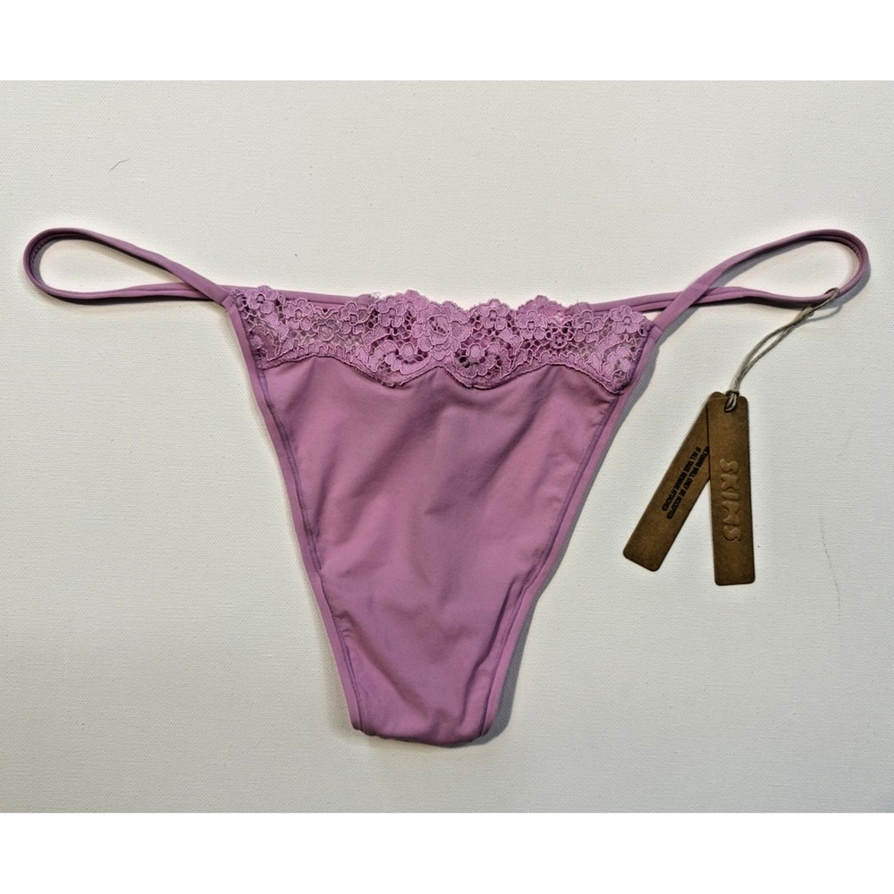 NWT SKIMS Fits Everybody Lace Thong 4X Color Petal Pink  SOLD OUT